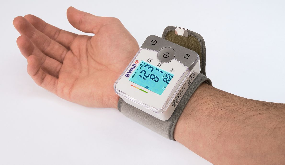 Wrist blood pressure monitor how to use a compact device B.Well Swiss